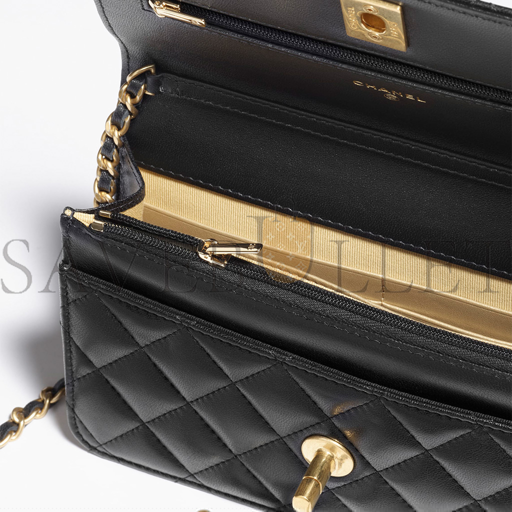 Ch*el on-chain wallet shiny lambskin, enamel and gold-tone metal black ap3938 (19.5*12*5.5cm)